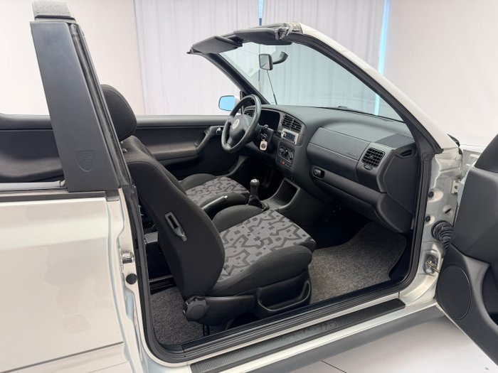 Volkswagen - Golf Cabrio Karmann - 2000 - Image 23
