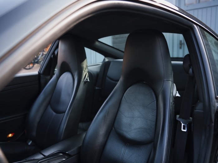 Porsche - 997 Carrera - 2005 - Image 19
