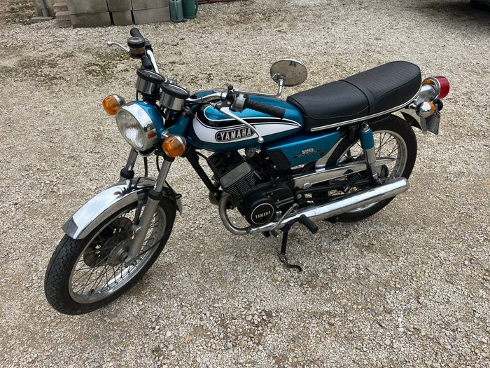 Yamaha - AS3 - 125 cc - 1975