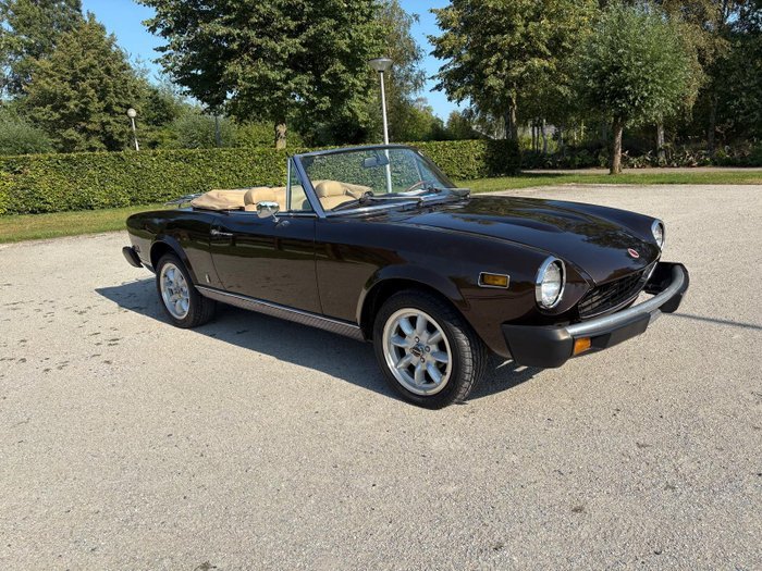 Fiat - 124 Spider - 1978 - Image 7