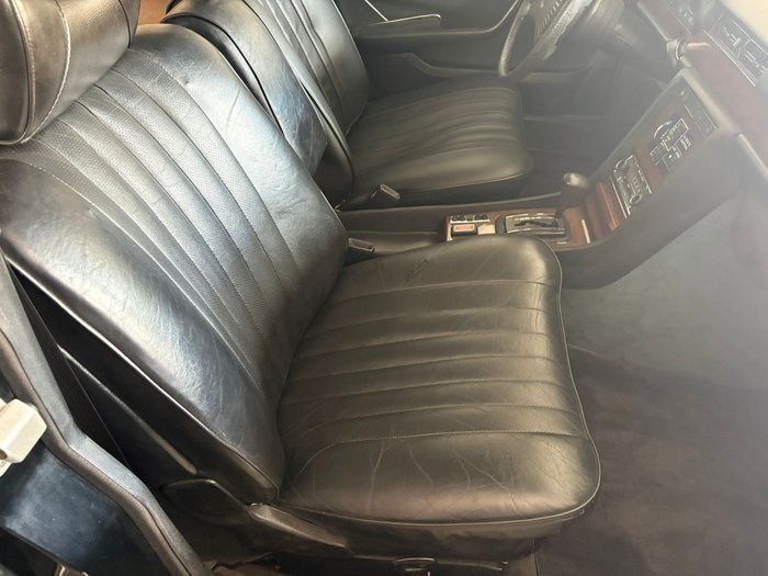 Mercedes-Benz - 300SD - 1980 - Image 19