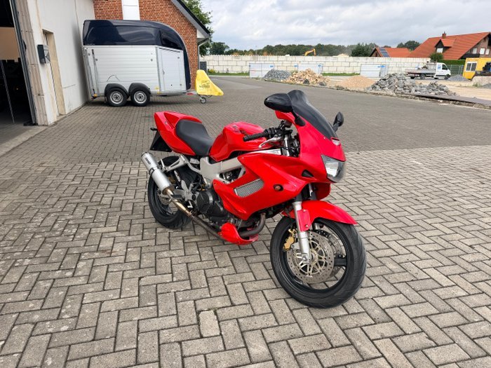 Honda - VTR 1000 F - Firestorm - 1000 cc - 1999