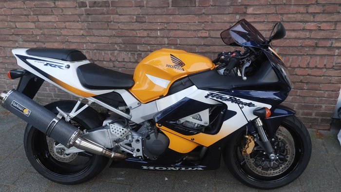 Honda - CBR 900 RR - Fireblade - SC44 - 2000 - Image 13