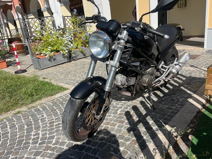 Ducati - Monster - 600 cc - 2000