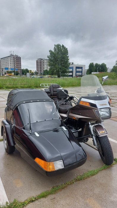 Honda - GL1200 - Goldwing Aspencade - EZS sidecar - 1200 cc - 1985