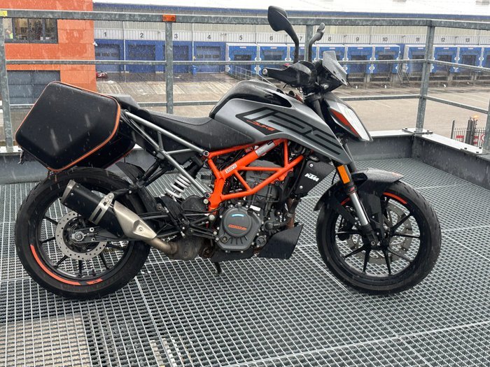 KTM - Duke - 125 cc - 2022 - Image 7