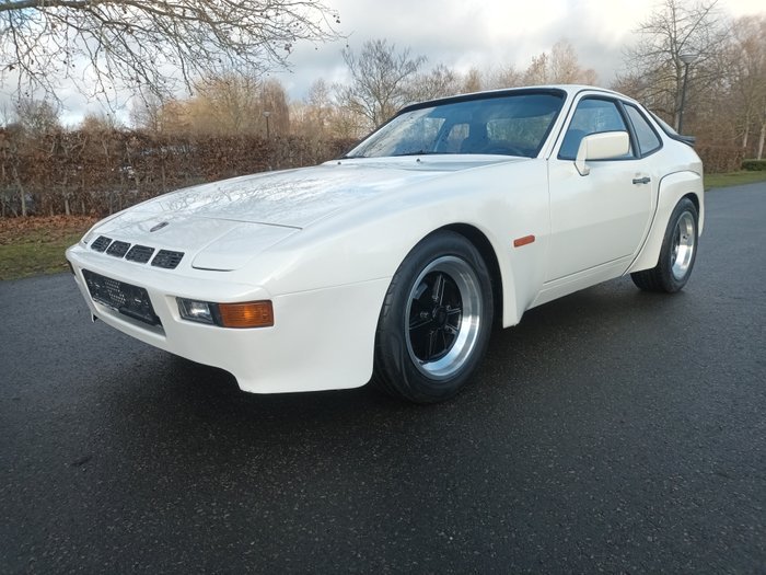 Porsche - 924 Turbo - Carrera GT replica - 1981