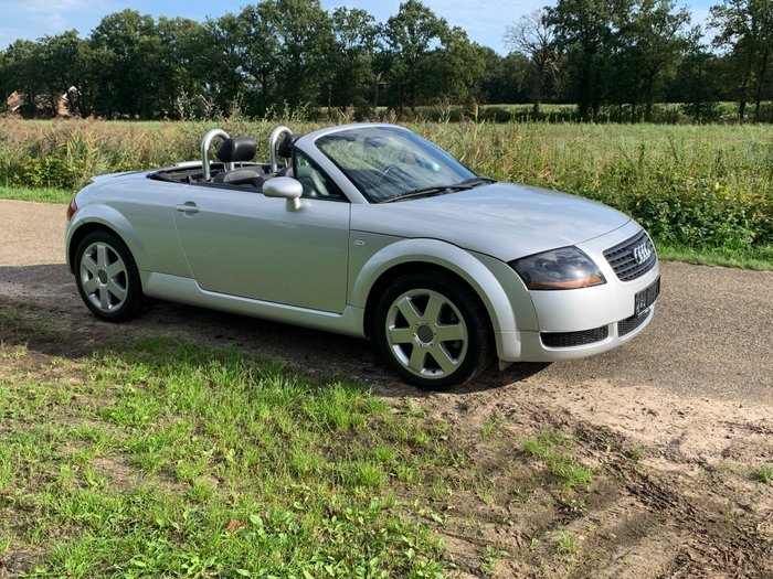 Audi - TT Roadster 1.8 Turbo - 2000 - Image 14