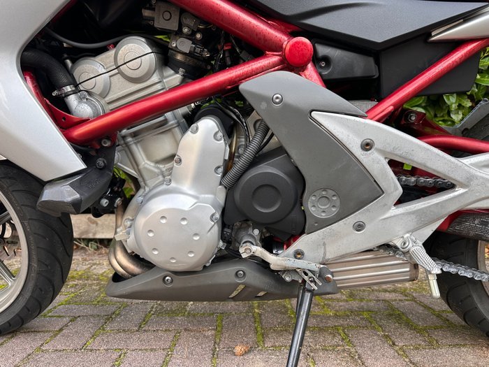 Kawasaki - ER6-N - 650 cc - 2006 - Image 16