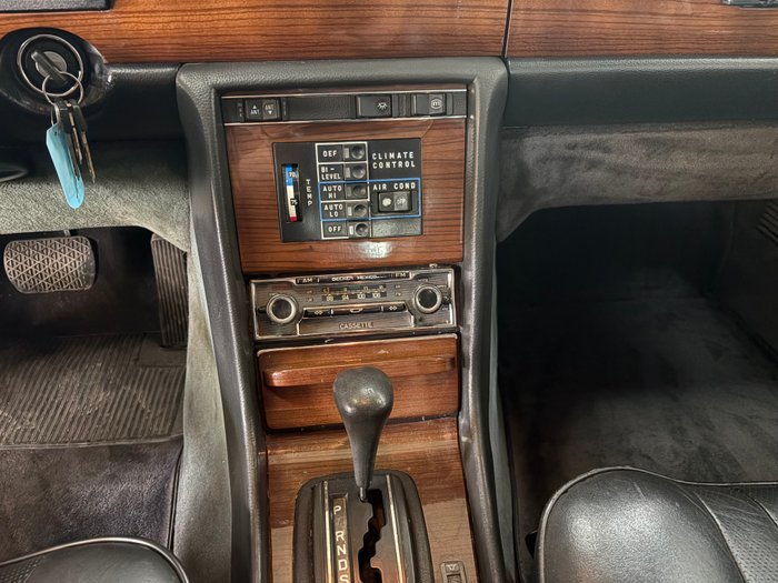 Mercedes-Benz - 300SD - 1980 - Image 16