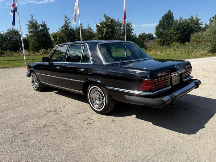 Mercedes-Benz - 300SD - 1980 - Image 8