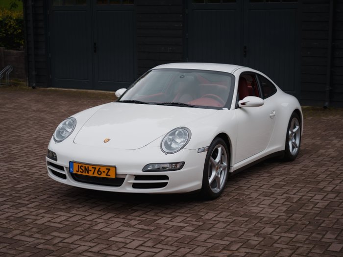 Porsche - 997 Carrera 4 - 2008