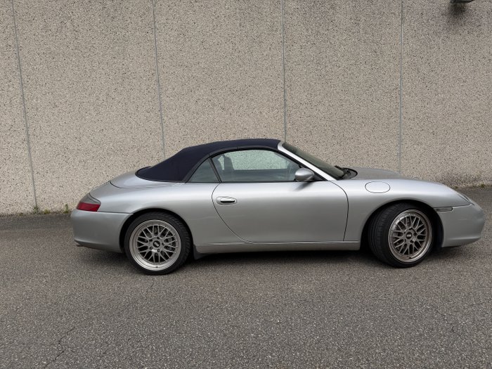Porsche - 996 Mk2 Carrera 4 - 2002 - Image 5