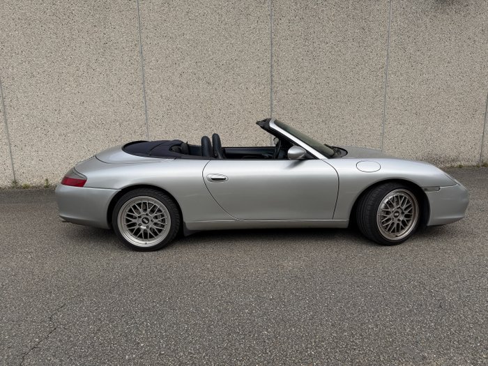 Porsche - 996 Mk2 Carrera 4 - 2002 - Image 4