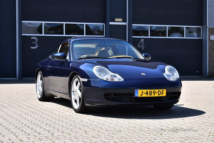 Porsche - 911 (996) - 1999
