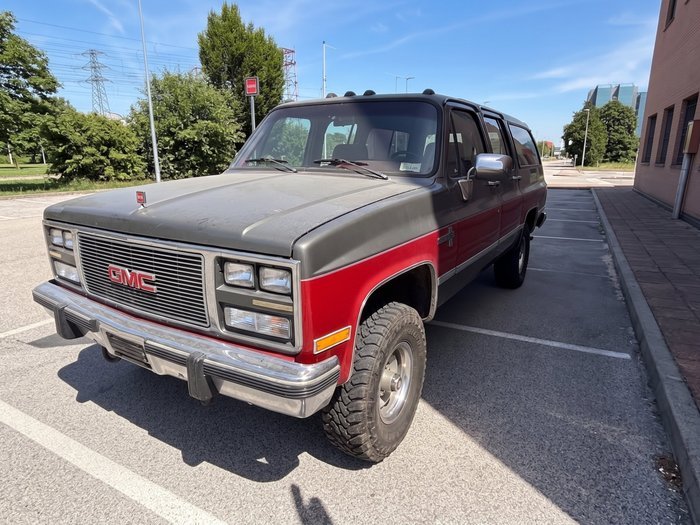 GMC - Suburban SLE 3500 7.4 L - 1991