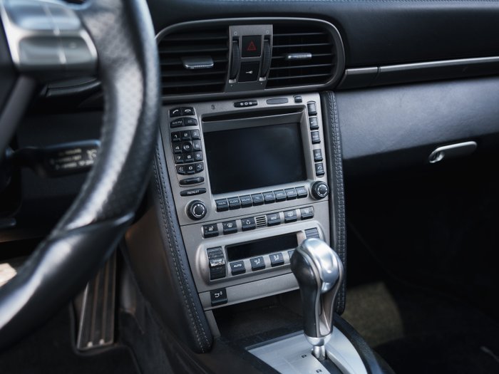 Porsche - 997 Carrera - 2005 - Image 25