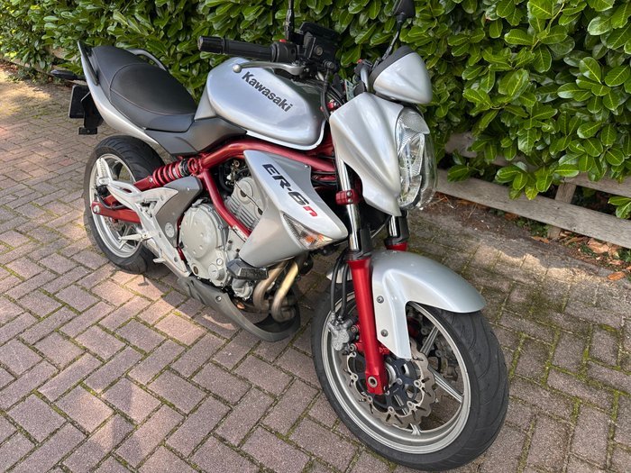 Kawasaki - ER6-N - 650 cc - 2006 - Image 2