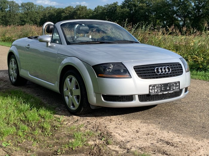 Audi - TT Roadster 1.8 Turbo - 2000