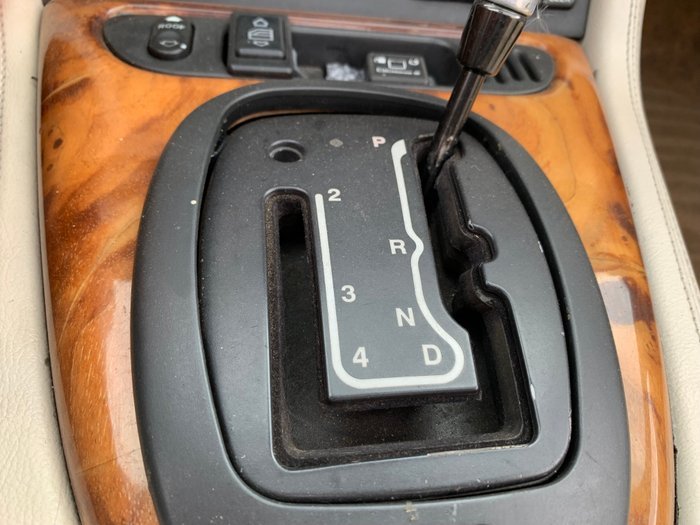 Jaguar - XKR - 2001 - Image 30