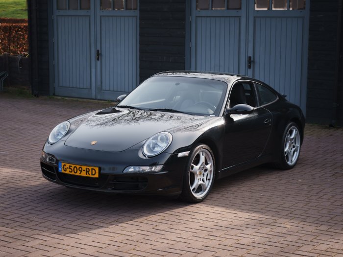 Porsche - 997 Carrera - 2005