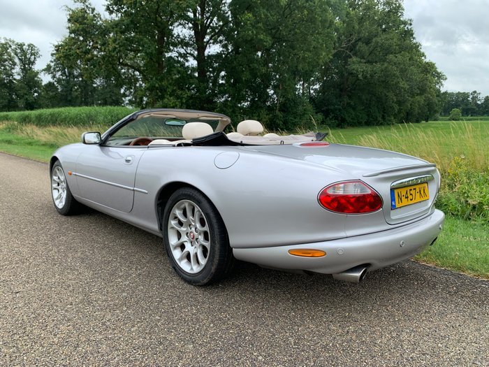 Jaguar - XKR - 2001 - Image 9