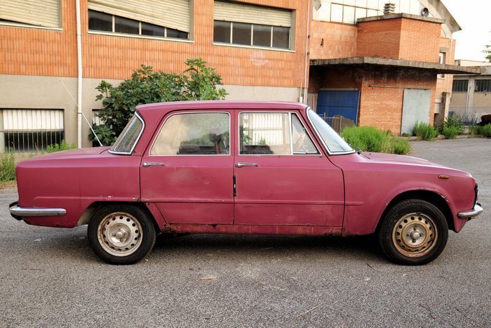 Alfa Romeo - Giulia 1300 Super - 1975 - Image 3