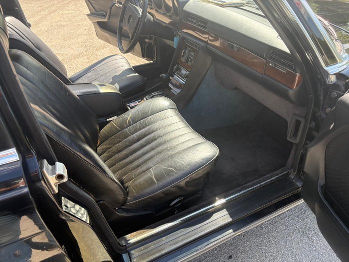 Mercedes-Benz - 300SD - 1980 - Image 20