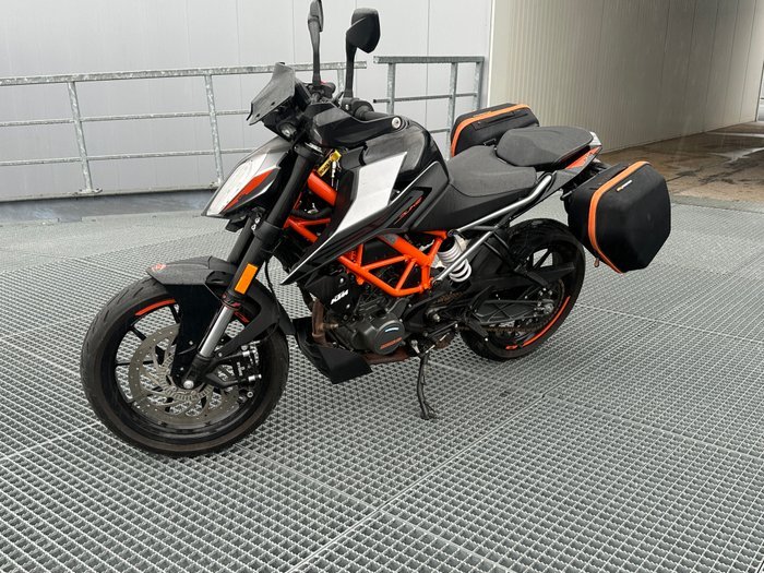 KTM - Duke - 125 cc - 2022 - Image 3