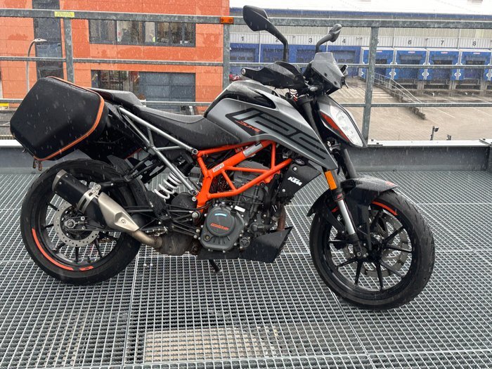 KTM - Duke - 125 cc - 2022 - Image 8