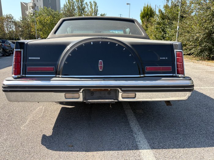 Lincoln - Continental Mark VI - 1983 - Image 9