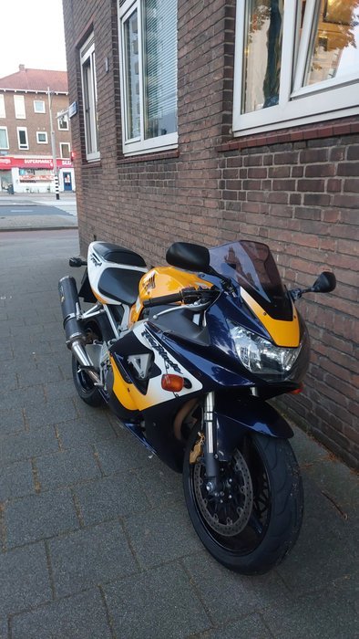 Honda - CBR 900 RR - Fireblade - SC44 - 2000 - Image 7