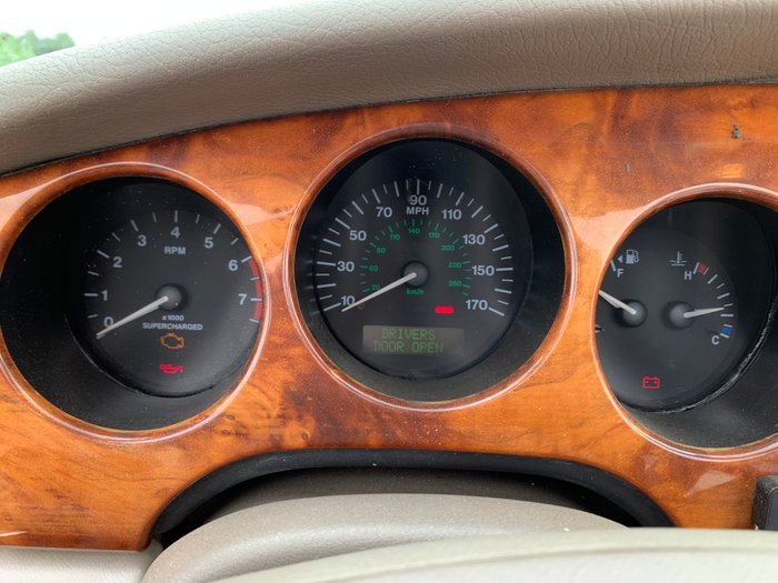 Jaguar - XKR - 2001 - Image 27