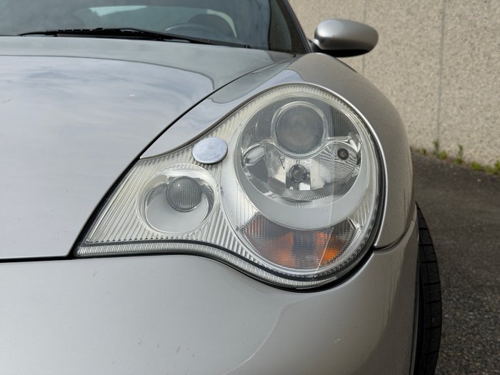 Porsche - 996 Mk2 Carrera 4 - 2002 - Image 16