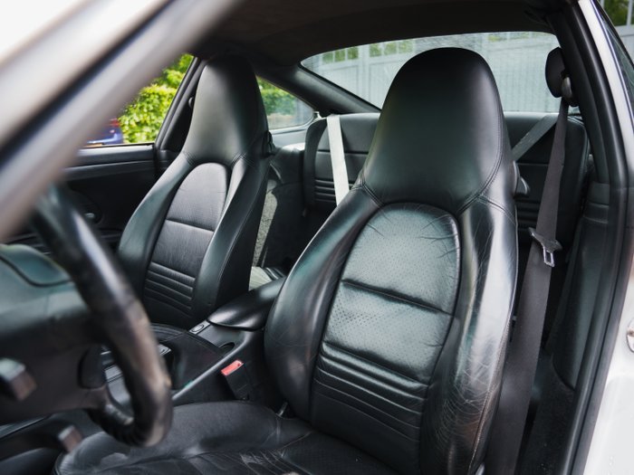 Porsche - 996 Carrera 4S - 2004 - Image 17